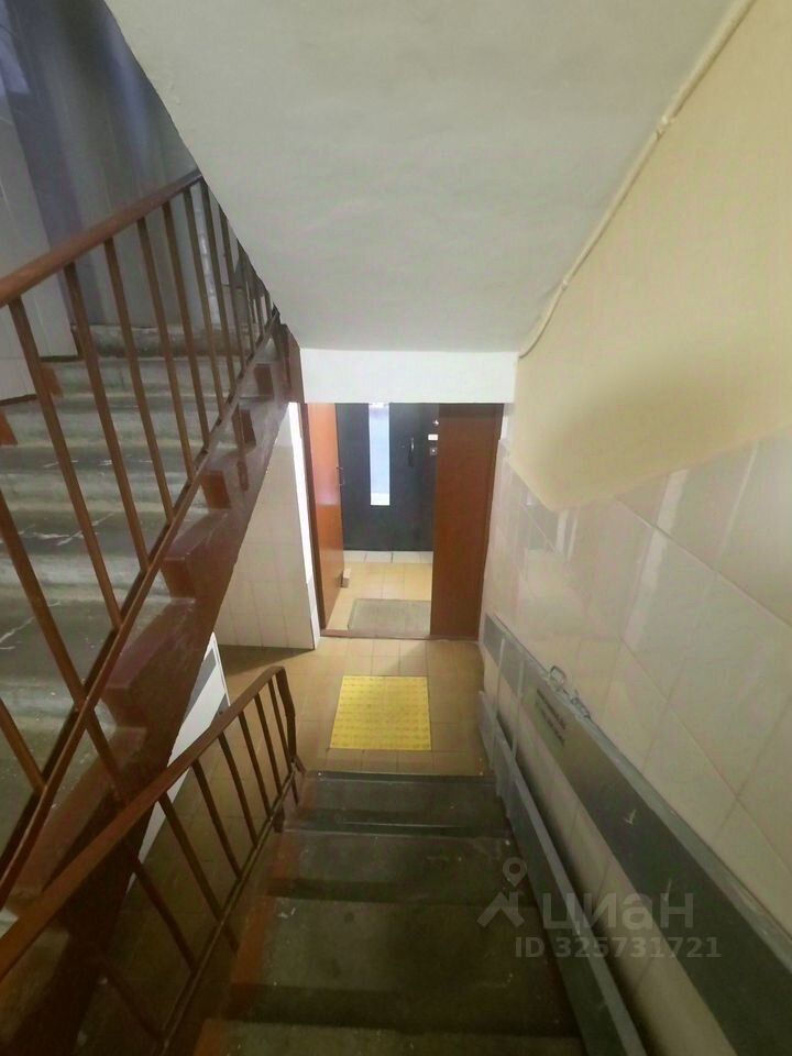 Продажа 2-комн квартиры на вторичном рынке Союзный проспект, 14/9