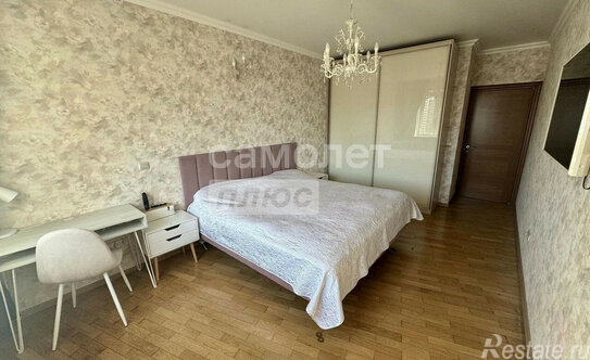 Продажа 3-комн квартиры на вторичном рынке улица Милашенкова,  д. 1