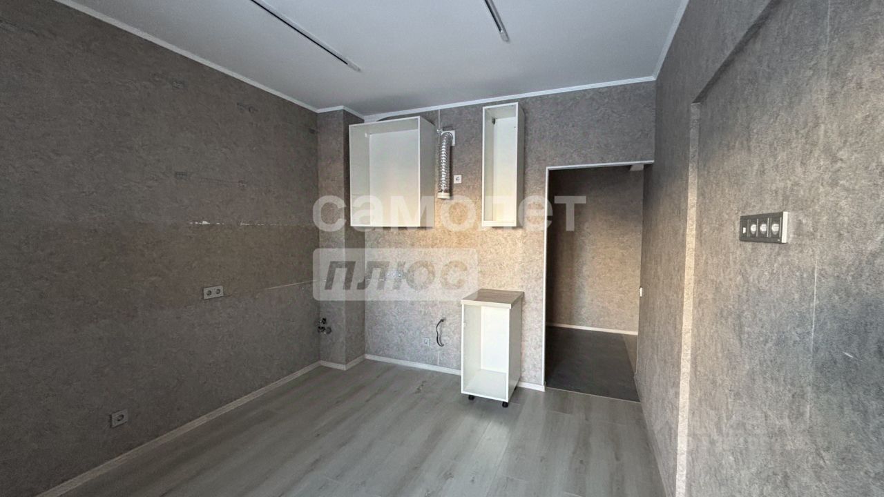 Продажа 2-комн квартиры на вторичном рынке Мелодия Леса ЖК, Голубое пгт, 8