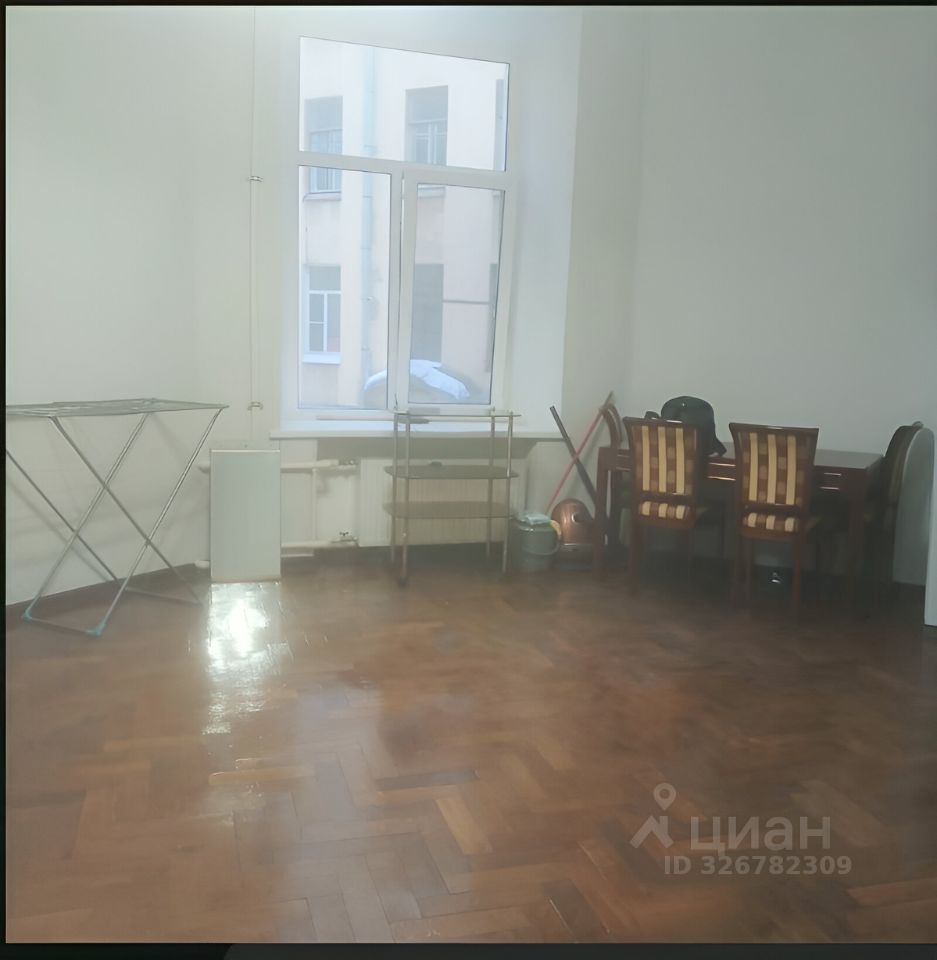 Продажа комнаты Моховая улица, 28