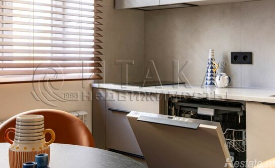 Продажа 2-комн квартиры на вторичном рынке Английский пр-кт,  д. 34