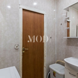 Продажа 2-комн квартиры на вторичном рынке Братиславская улица,  д. 18 к2