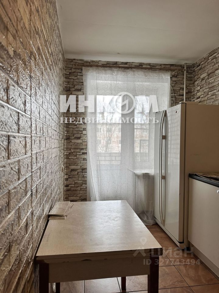 Продажа 1-комн квартиры на вторичном рынке Первомайский мкр, Советская улица, 4а