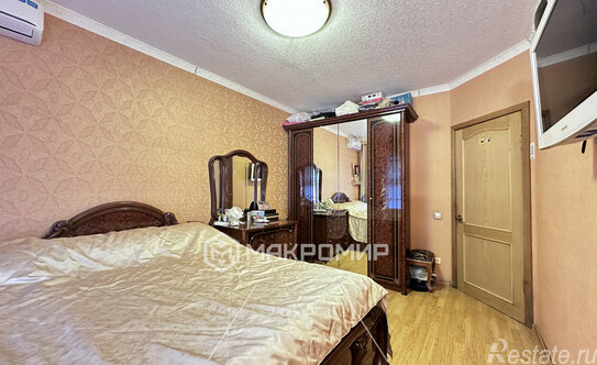 Продажа 2-комн квартиры на вторичном рынке Витебская улица,  д. 9