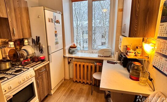 Продажа 2-комн квартиры на вторичном рынке Петергоф г, Озерковая ул,  д. 15