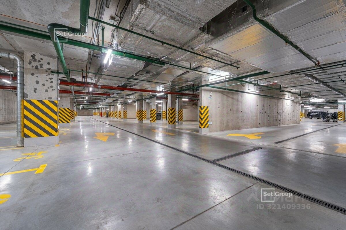 Продажа 3-комн квартиры на вторичном рынке Уральская улица, 23