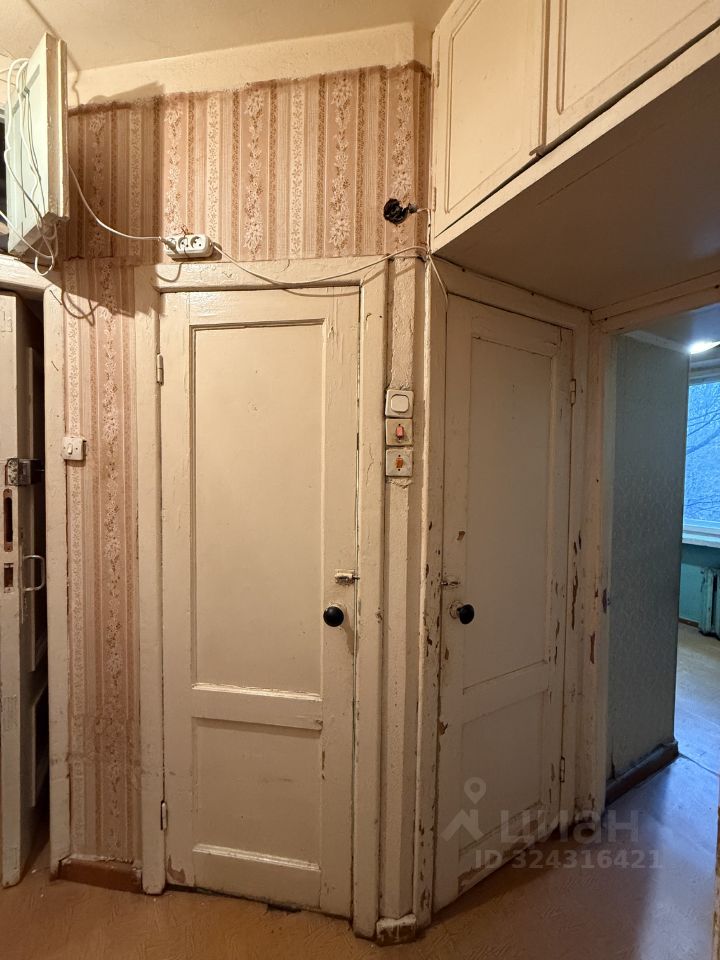 Продажа 2-комн квартиры на вторичном рынке Костромской пр-кт,  д. 33