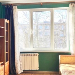 Продажа 3-комн квартиры на вторичном рынке ул Народная,  д. 12