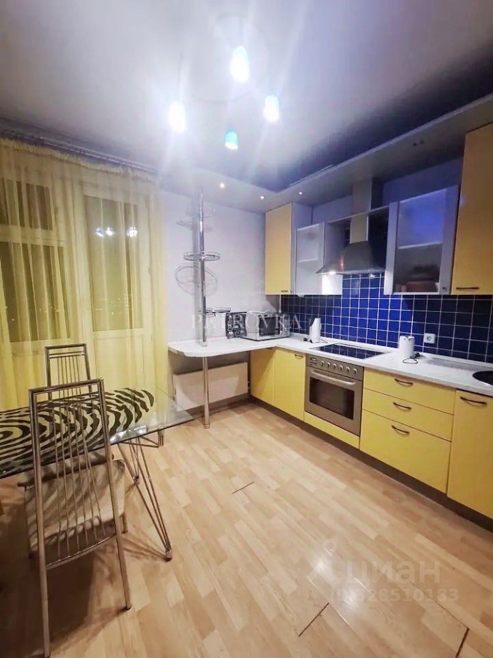 Аренда 2-комн квартиры на вторичном рынке улица Верхние Поля, 22К1