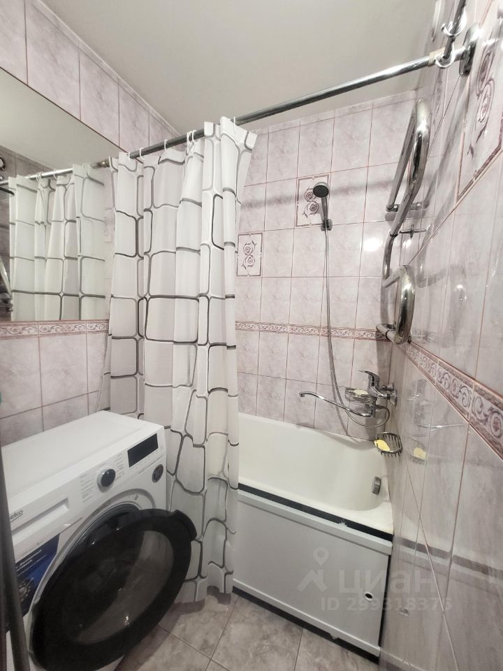 Аренда 2-комн квартиры на вторичном рынке Нагатинская набережная, 20