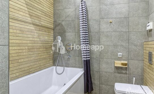 Продажа 2-комн квартиры на вторичном рынке Одинцовский городской округ, Тихая улица,  д. 26 к2