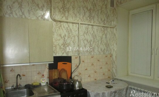 Продажа 3-комн квартиры на вторичном рынке Перовская улица,  д. 51