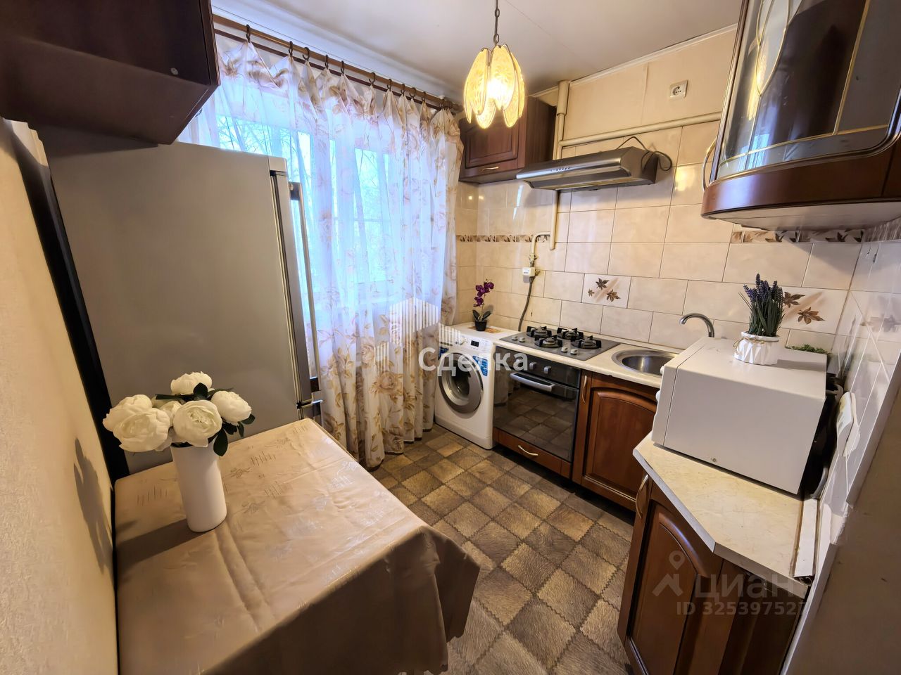 Продажа 2-комн квартиры на вторичном рынке Коломна, проспект Кирова,  д. 58Г