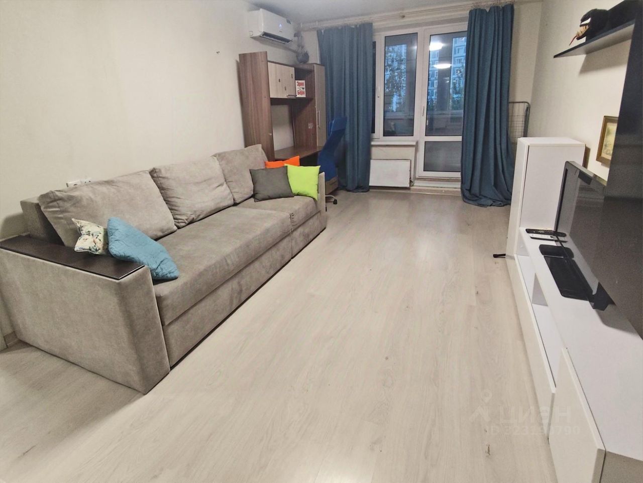 Продажа 2-комн квартиры на вторичном рынке улица Теплый Стан, 6