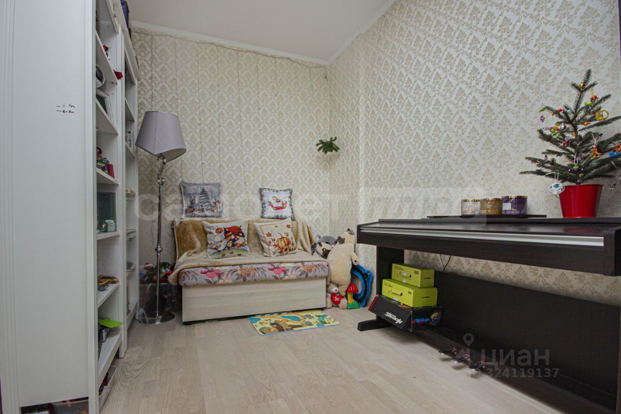 Продажа 1-комн квартиры на вторичном рынке Сабурово пгт, улица Парковая, 22