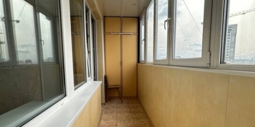 2-комн квартира Изумрудная улица,  д. 52