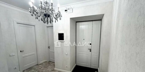 3-комн квартира Малоохтинский проспект,  д. 94