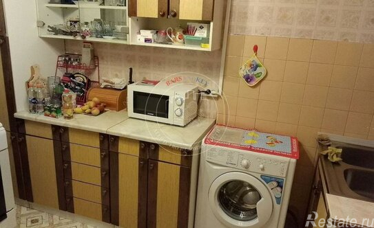 Аренда 3-комн квартиры на вторичном рынке Авангардная улица,  д. 17