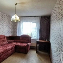 Продажа 3-комн квартиры на вторичном рынке Луга, пр-кт Володарского,  д. 34