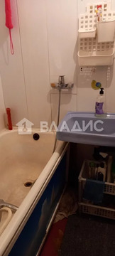 Продажа 1-комн квартиры на вторичном рынке Альпийский пер.,  д. 16