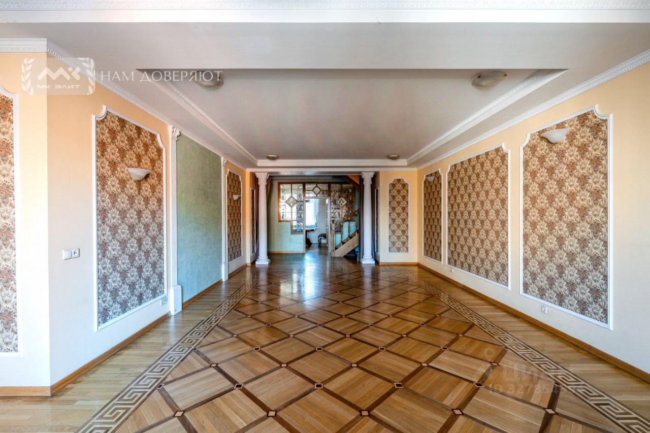 Продажа 3-комн квартиры на вторичном рынке Мичуринская улица, 4