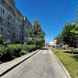 Продажа 3-комн квартиры на вторичном рынке Центральная улица,  д. 5