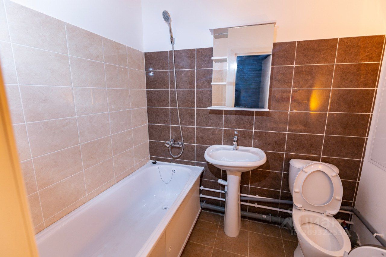 Аренда 1-комн квартиры на вторичном рынке Мирный пгт, улица Академика Северина, 5к1