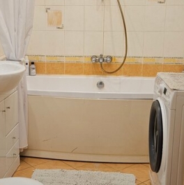 Продажа 3-комн квартиры на вторичном рынке ул Асафьева,  д. 5,  к. 1