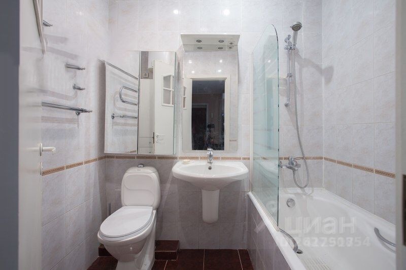 Аренда 3-комн квартиры на вторичном рынке улица Климашкина, 9