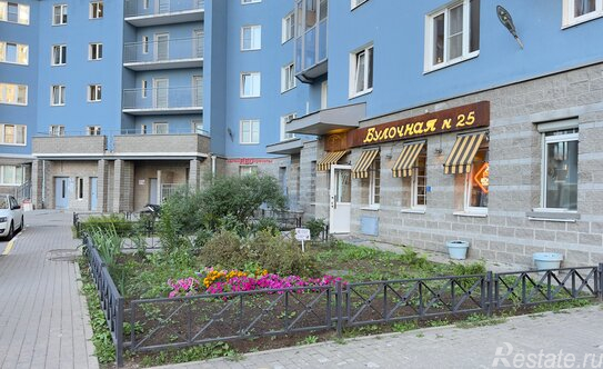 Продажа 3-комн квартиры на вторичном рынке Коллонтай ул,  д. 5/1