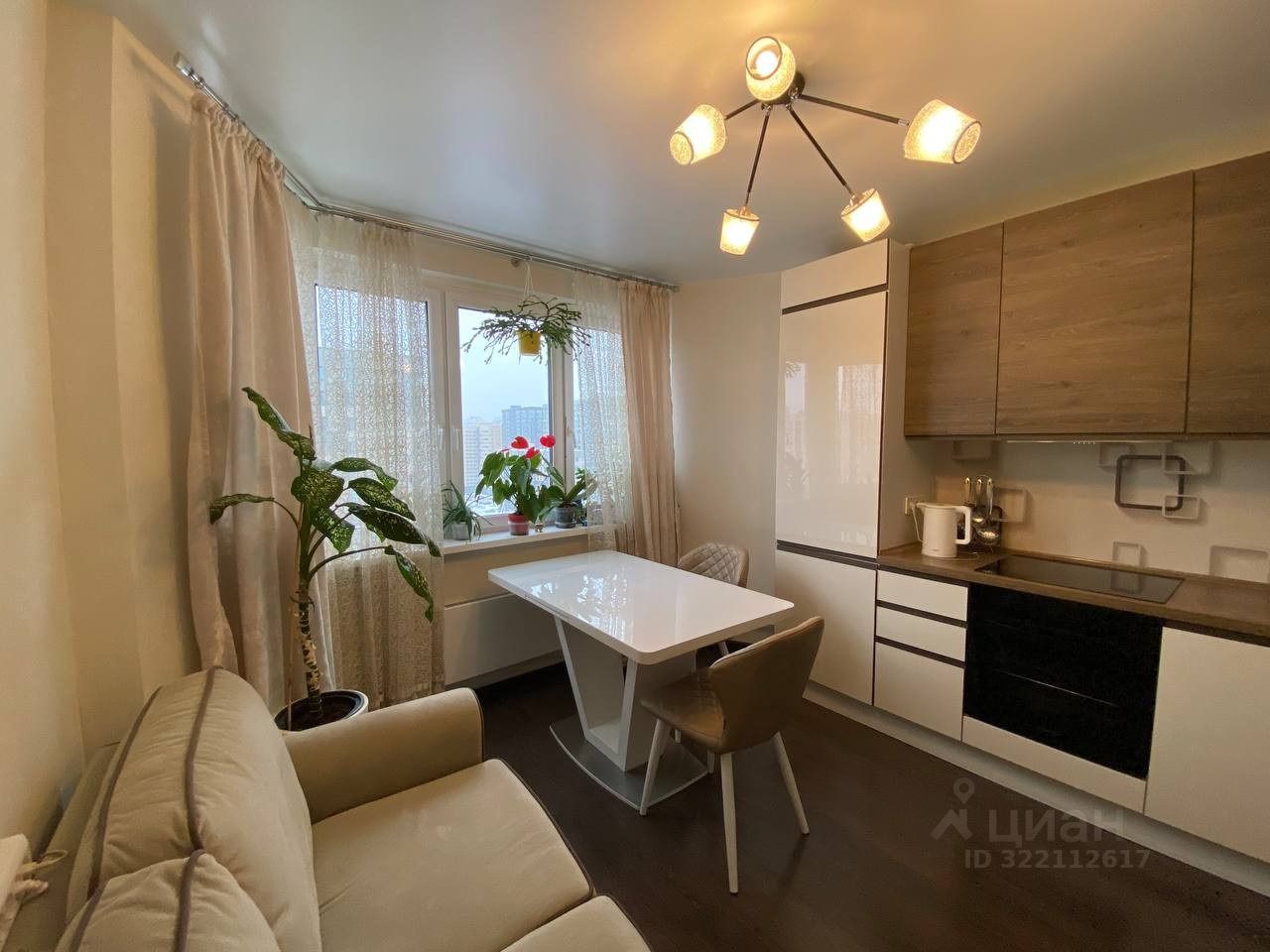 Продажа 2-комн квартиры на вторичном рынке Железнодорожный мкр, Балашиха, улица Корнилаева,  д. 18