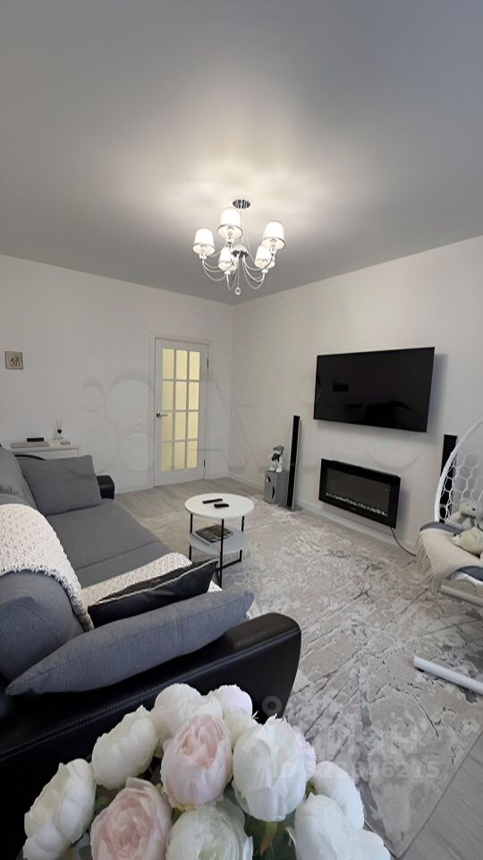 Продажа 2-комн квартиры на вторичном рынке улица Вышгородская, 16