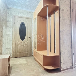 Продажа 1-комн квартиры на вторичном рынке Тосно, ул М.Горького,  д. 12