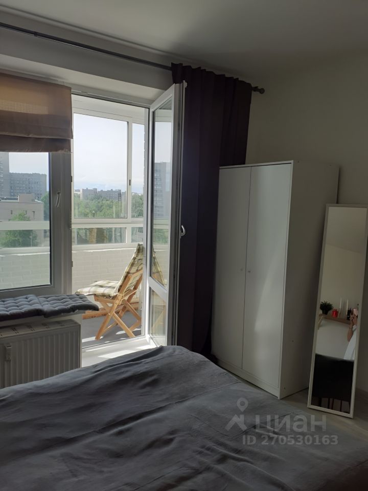 Продажа студии Екатерининский проспект, 2