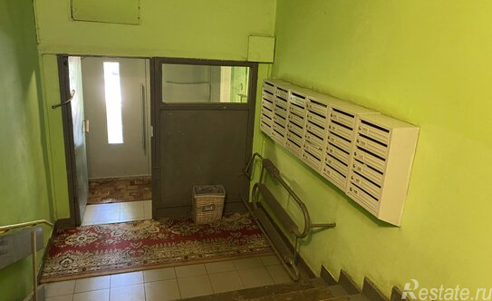 Продажа 2-комн квартиры на вторичном рынке улица Старый Гай,  д. 14