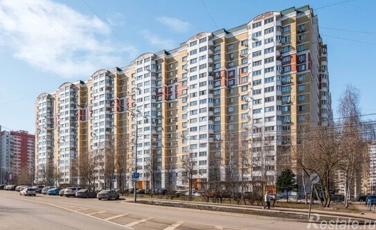 Продажа 2-комн квартиры на вторичном рынке Коктебельская улица,  д. 8