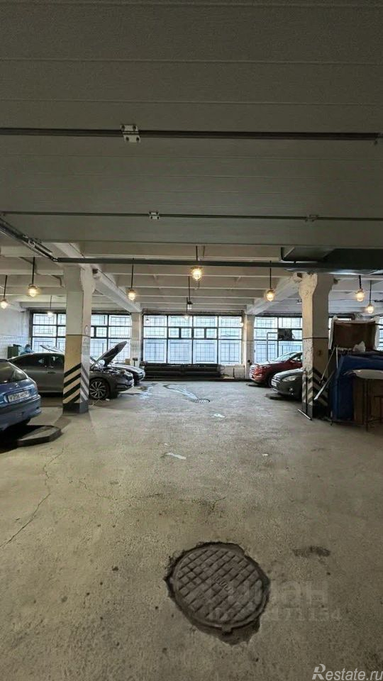 Продажа гаража Уральская улица,  д. 31