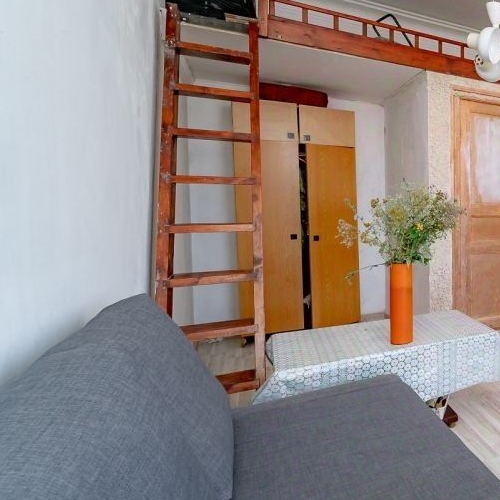 6-комн квартира Сенная площадь, 13