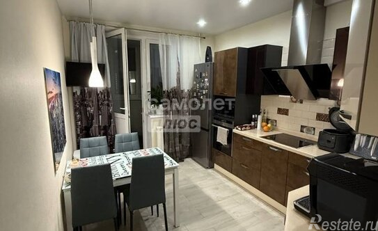 Продажа 1-комн квартиры на вторичном рынке Подрезково, Центральная улица,  д. 4Б