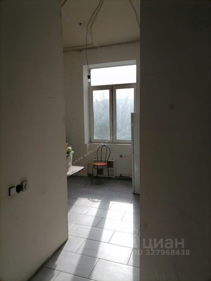 Продажа 2-комн квартиры на вторичном рынке улица Трефолева, 3