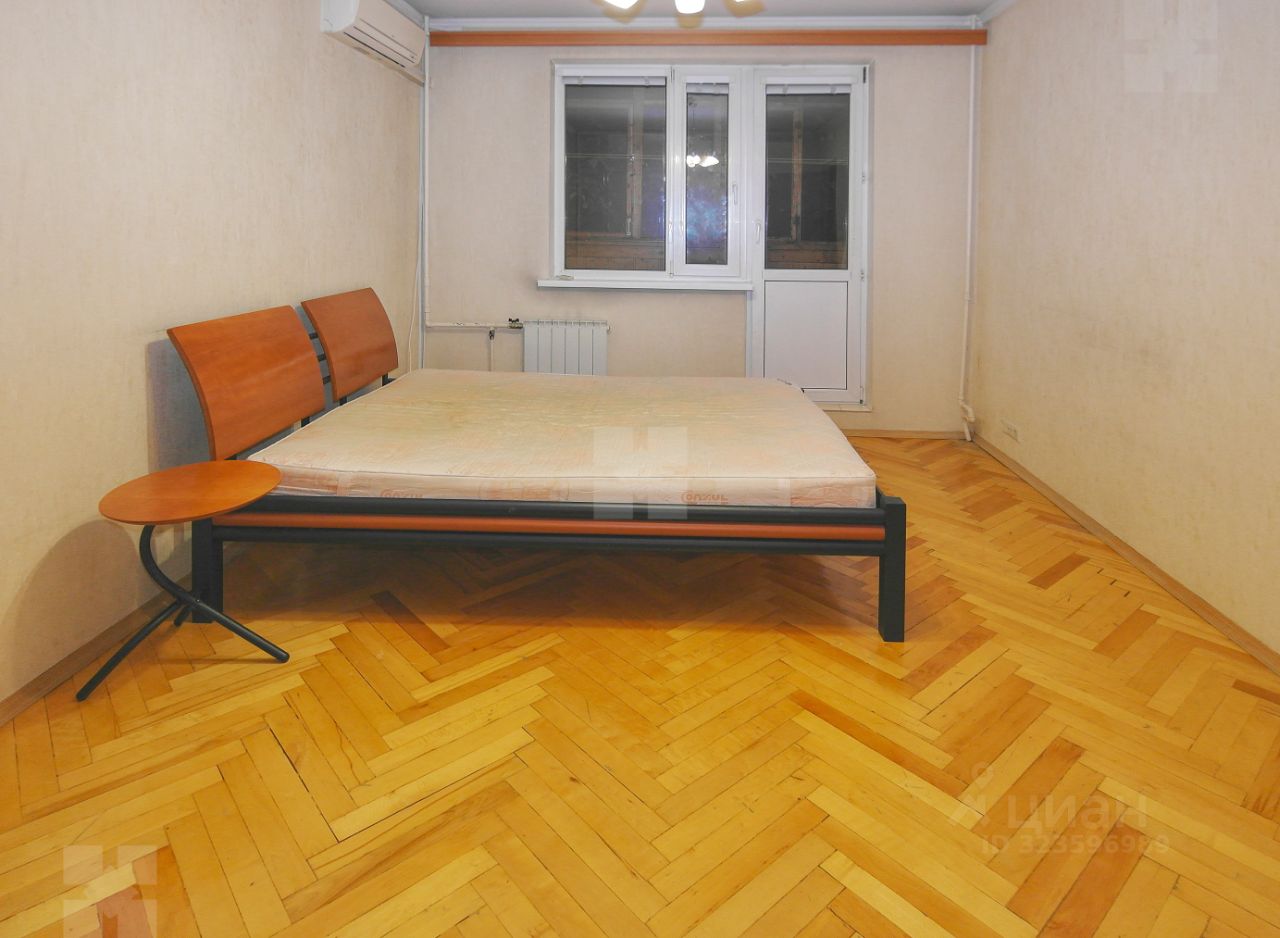 Аренда 2-комн квартиры на вторичном рынке Сумской проезд, 12К5