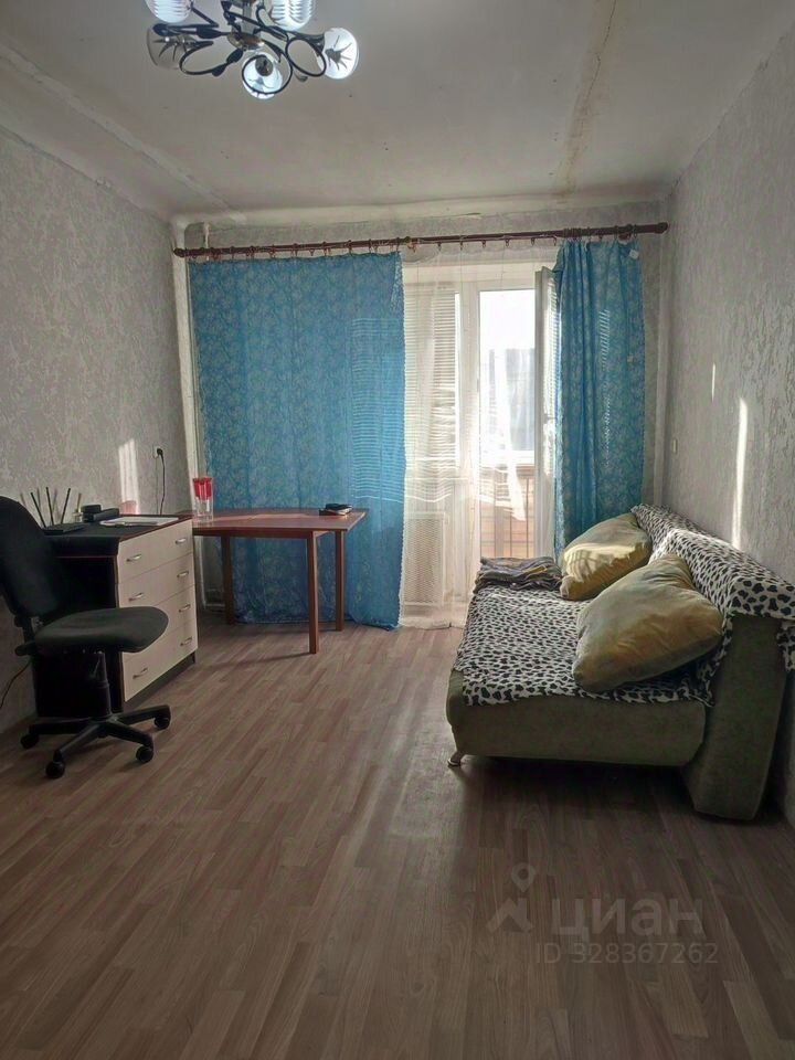 Продажа 2-комн квартиры на вторичном рынке Кировск, улица Маяковского, 15