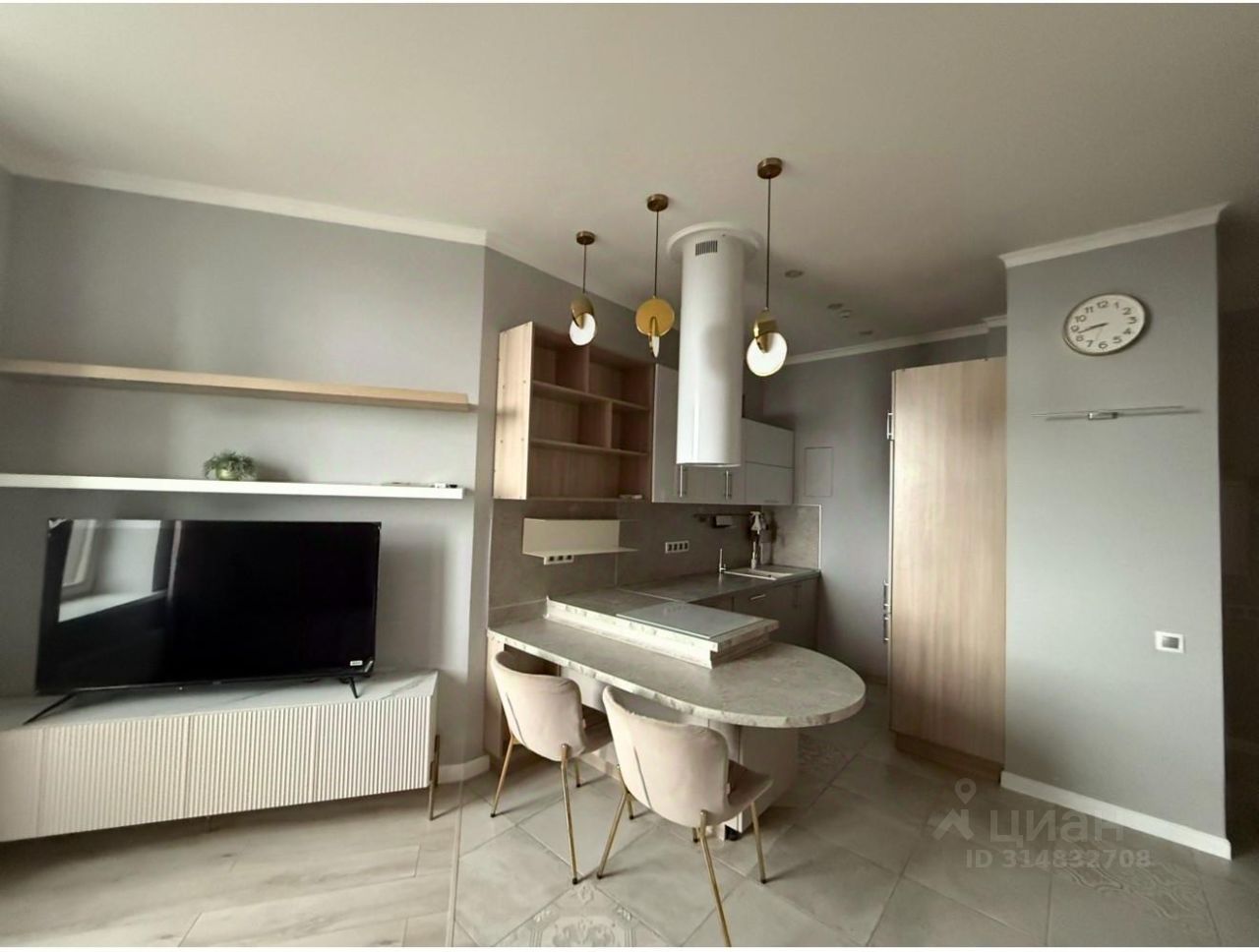 Продажа 2-комн квартиры на вторичном рынке бульвар Генерала Карбышева, 15