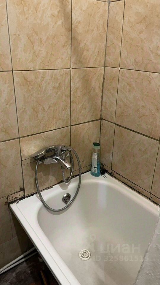 Продажа комнаты 9-я Васильевского острова линия, 32