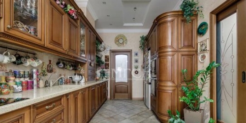 3-комн квартира Озерковский пер,  д. 10