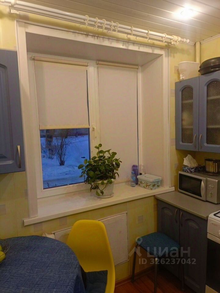 Продажа 2-комн квартиры на вторичном рынке Сланцы, улица Гагарина, 58