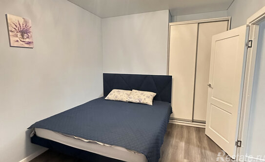 Продажа 2-комн квартиры на вторичном рынке Обуховской обороны пр-кт,  д. 38