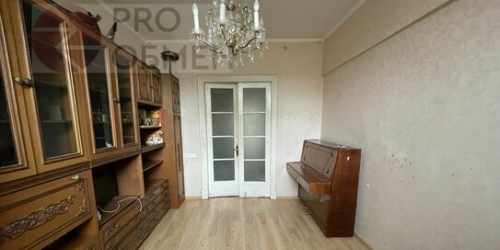 3-комн квартира улица Маршала Новикова,  д. 16