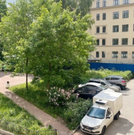 Продажа 4-комн квартиры на вторичном рынке Заневский пр-кт,  д. 7/7