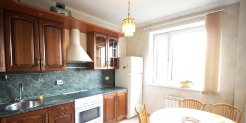 2-комн квартира улица Василия Петушкова,  д. 17